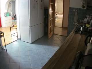 voyeurcam-julmodels-kitchen