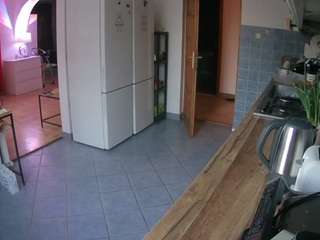 voyeurcam-julmodels-kitchen