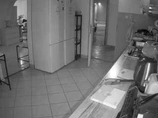 voyeurcam-julmodels-kitchen