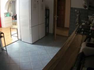voyeurcam-julmodels-kitchen