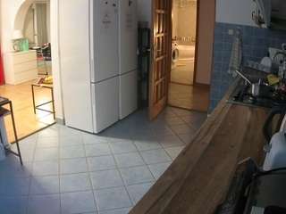 voyeurcam-julmodels-kitchen