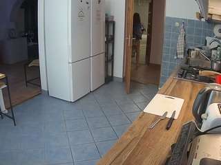 voyeurcam-julmodels-kitchen