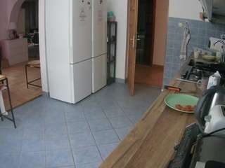 voyeurcam-julmodels-kitchen