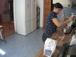 voyeurcam-julmodels-kitchen