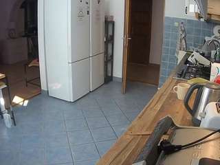 voyeurcam-julmodels-kitchen