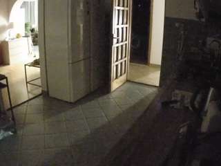 voyeurcam-julmodels-kitchen