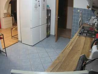 voyeurcam-julmodels-kitchen