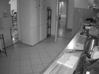 voyeurcam-julmodels-kitchen