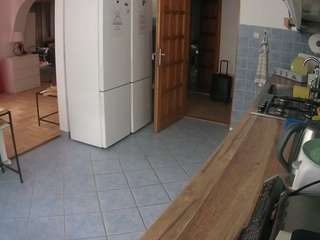 voyeurcam-julmodels-kitchen