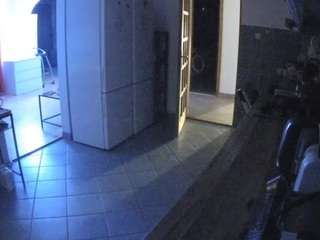 voyeurcam-julmodels-kitchen