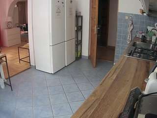 voyeurcam-julmodels-kitchen