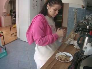 voyeurcam-julmodels-kitchen