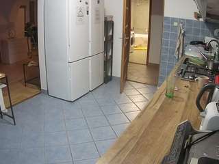 voyeurcam-julmodels-kitchen