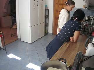 voyeurcam-julmodels-kitchen