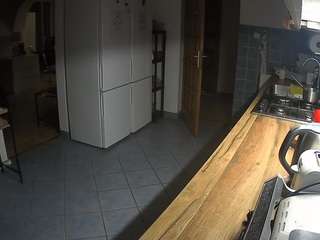 voyeurcam-julmodels-kitchen