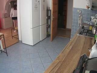 voyeurcam-julmodels-kitchen