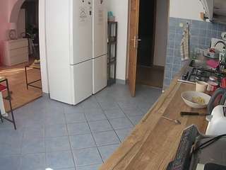 voyeurcam-julmodels-kitchen