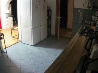 voyeurcam-julmodels-kitchen