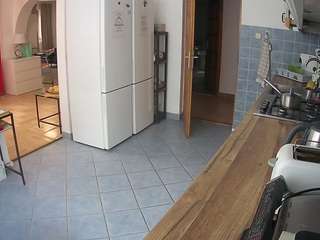 voyeurcam-julmodels-kitchen