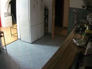 voyeurcam-julmodels-kitchen