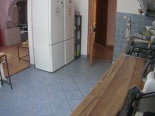 voyeurcam-julmodels-kitchen