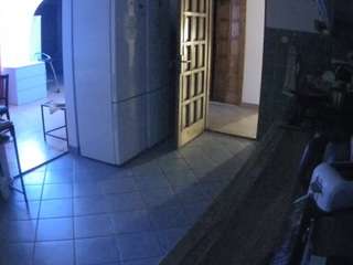 voyeurcam-julmodels-kitchen