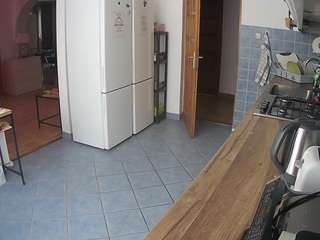 voyeurcam-julmodels-kitchen