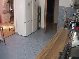 voyeurcam-julmodels-kitchen