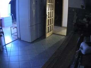 voyeurcam-julmodels-kitchen