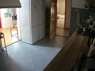 voyeurcam-julmodels-kitchen