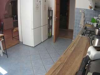 voyeurcam-julmodels-kitchen