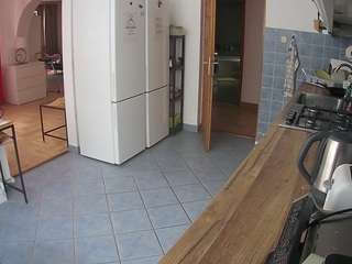 voyeurcam-julmodels-kitchen