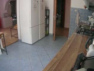 voyeurcam-julmodels-kitchen