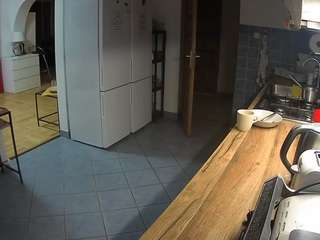 voyeurcam-julmodels-kitchen