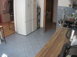 voyeurcam-julmodels-kitchen