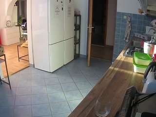 voyeurcam-julmodels-kitchen