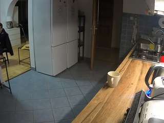 voyeurcam-julmodels-kitchen