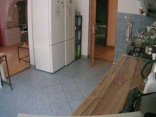 voyeurcam-julmodels-kitchen