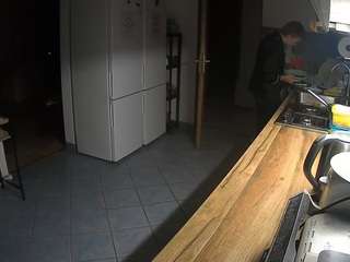 voyeurcam-julmodels-kitchen