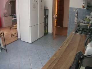 voyeurcam-julmodels-kitchen