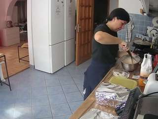voyeurcam-julmodels-kitchen