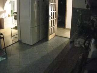 voyeurcam-julmodels-kitchen