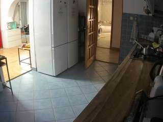 voyeurcam-julmodels-kitchen