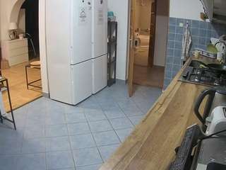 voyeurcam-julmodels-kitchen