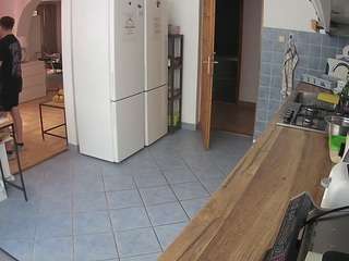 voyeurcam-julmodels-kitchen
