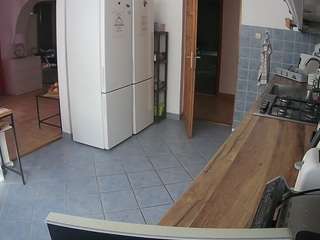 voyeurcam-julmodels-kitchen