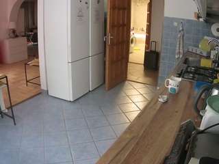 voyeurcam-julmodels-kitchen
