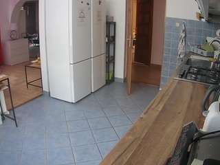 voyeurcam-julmodels-kitchen