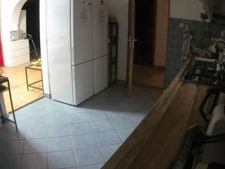voyeurcam-julmodels-kitchen