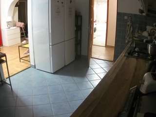 voyeurcam-julmodels-kitchen